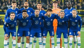 西甲联赛：皇马、巴萨、曼城三强争霸，烽火连天